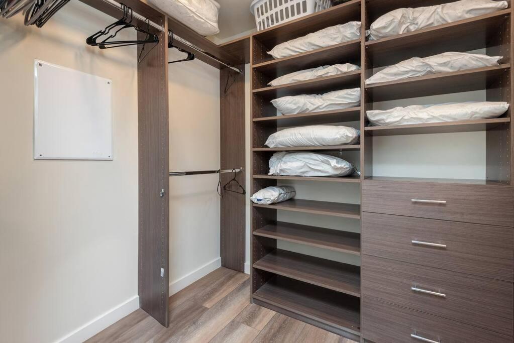 Luxurious Penthouse In Beverly Hills - Sleeps 10 Los Angeles Bagian luar foto