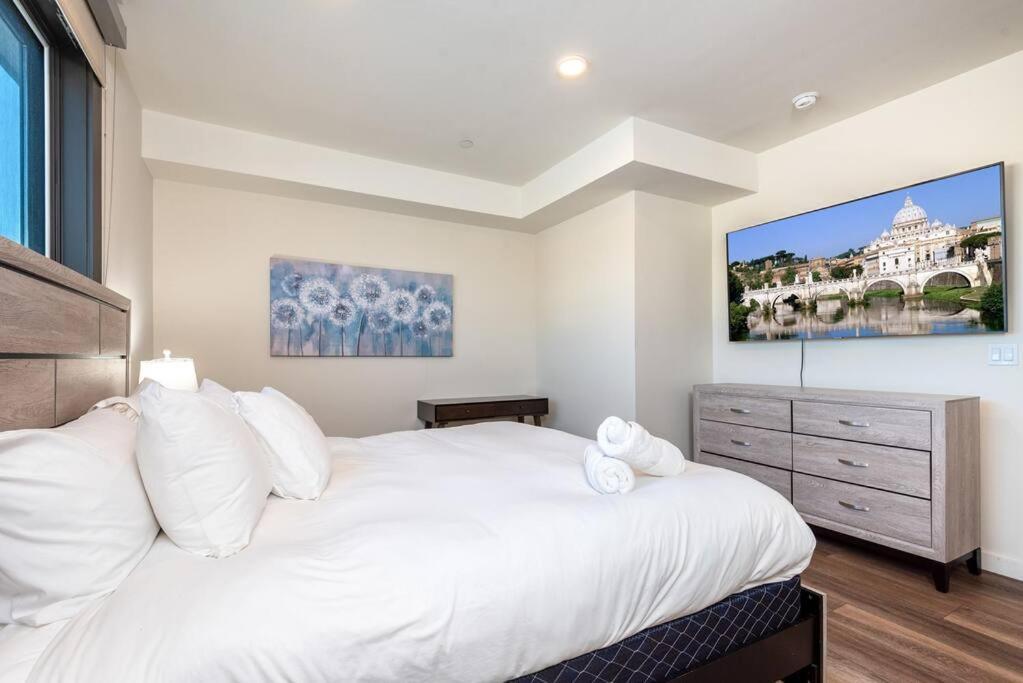 Luxurious Penthouse In Beverly Hills - Sleeps 10 Los Angeles Bagian luar foto