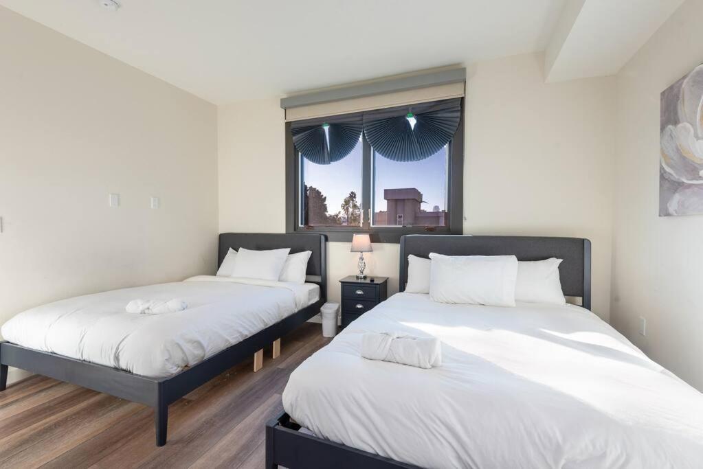 Luxurious Penthouse In Beverly Hills - Sleeps 10 Los Angeles Bagian luar foto