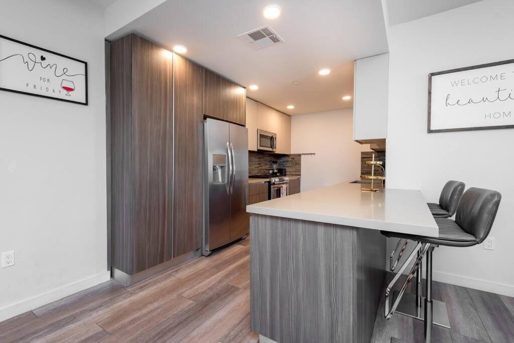 Luxurious Penthouse In Beverly Hills - Sleeps 10 Los Angeles Bagian luar foto