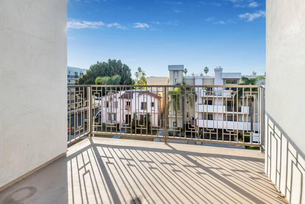 Luxurious Penthouse In Beverly Hills - Sleeps 10 Los Angeles Bagian luar foto